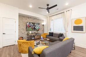 Views Of Downtown And Foothills! - Image 2