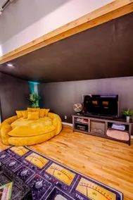 Historic Recording Studio - Image 4