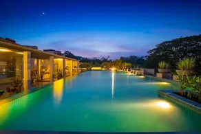 Camelia by Da Alohas, luxe 2 BHK Suite Candolim - Image 5