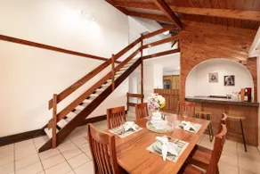 New 4BR Modern & Stylish Heritage Hideaway WiFi - Image 2