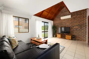 New 4BR Modern & Stylish Heritage Hideaway WiFi - Image 3