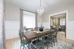 Walk to Highland Square, Sleeps 8 - Image 2