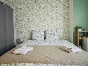 At Logis Briand – Queen beds – 3 bedrooms - Image 2