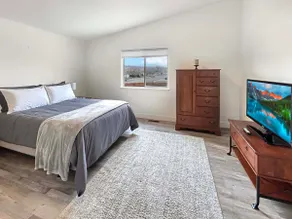 Inviting Pet-Friendly Home w/Dedicated Workspace - Image 4