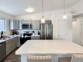 Inviting Pet-Friendly Home w/Dedicated Workspace - Image 2