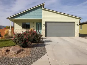 Inviting Pet-Friendly Home w/Dedicated Workspace - Image 5