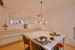 Townhouse next to Barcelona Centro - Image 5