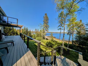 Oceanfront Cottage w/ Fire Pit & Sunset Deck - Image 3