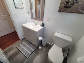 Remodeled Rossford Lower Apartment - Image 4