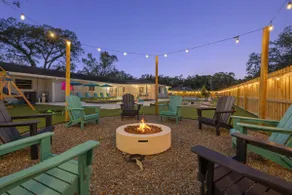 Clearwater Pickleball+Heated Pool+MiniGolf Oasis - Image 5