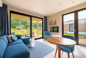 Exclusive Waterfront Lodge with Private Hot Tub - Image 2