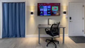 Modern Studio Near Beaches - Cozy & Fully Equipped - Image 2
