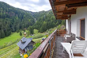 'Fragges Spuldra' Apartment with Mountain View, Balcony and Wi-Fi - Image 2