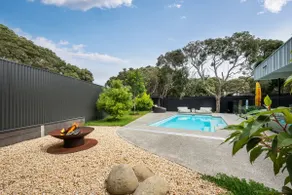 The Hudson with Heated Pool - Image 3