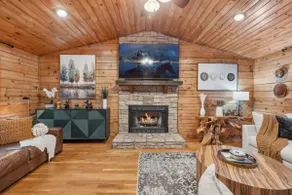 Kingston Cabin 30 mins from Downtown Nashville - Image 2