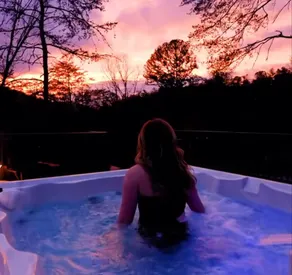 Creekside Aframe Hot Tub-1st FL King Suite Luv PET - Image 4