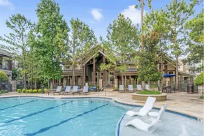 Gorgeous Pool View 3 Bedroom / 2 Bath Condo in The - Image 2