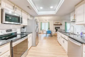 Modern Bentonville Retreat - Sleeps 6 Near Trails - Image 5