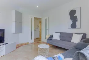 Ocean View Penthouse - Image 2