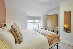 Host & Stay - Cedar Cottage - Image 3