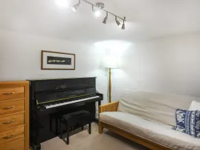 Sheldon Cottage - Image 5
