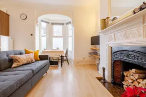 1 Bedroom garden flat City Central Slough near Windsor - Image 5