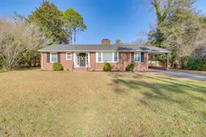 Walk to Chowan University: Dog-friendly Retreat - Image 2