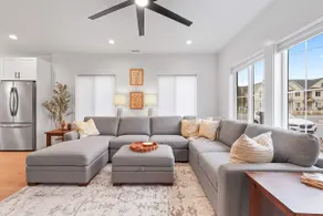 The Townhouse on Highland  – Near Greenbelt - Image 2