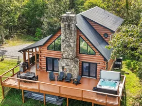 Crossbow Cabin | Mtn Cabin w/Views | Sleeps 10 - Image 4