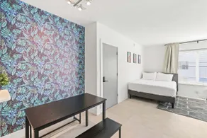 Miami Beach Gem: Ocean Views, Family-Friendly Stay - Image 4