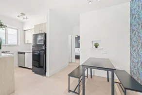 Miami Beach Gem: Ocean Views, Family-Friendly Stay - Image 3