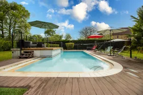 Maloan, cottage with pool - Image 2