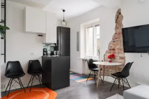 Modern Apartment - Image 2