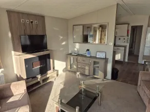 Grogu's Rest - 2 bedrooms with decking sleeps 6 - Image 3
