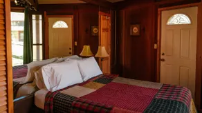 Stunning Octagon Cabin Retreat - Image 4
