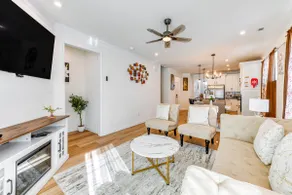 12 Mi to Dtwn Richmond: Spacious Home w/ Deck! - Image 4