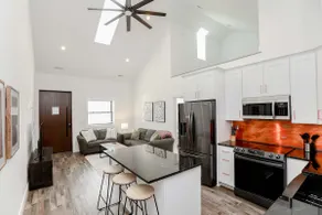 Sojourn Steps to the Beach Sleeps 4 - Image 3