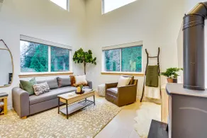 2 Mi to Warm Beach: Family Gem w/ Views - Image 5