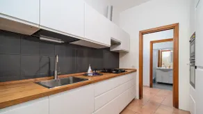 Donna Anna's House - Image 5