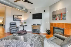 < 1 Mi to Biltmore Fashion Park: Condo w/ Pool! - Image 4