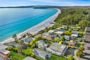 White Sands Retreat, Hyams Beach - Image 2