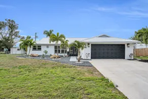 Rare! 3 bedroom house pets events permitted - Image 2