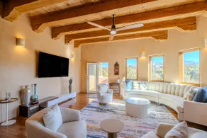 Amazing views, Stunning Sunny Interior - Image 3