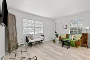 NEW! Bayside Escape - Cozy Hideaway Near Bayshore Beautiful - Image 5