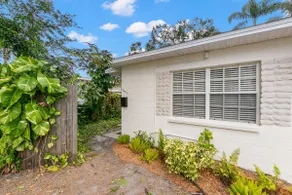 NEW! Bayside Escape - Cozy Hideaway Near Bayshore Beautiful - Image 3