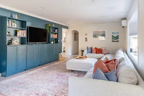 Rondout Retreat: Private Poolside Luxury with Hot Tub, Sauna and Fire Pit - Image 3