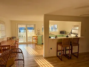 Jersey Shore Family House - Image 3