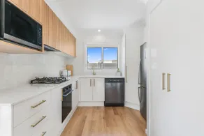 Modern Country Guesthouse — Frazers Creek - Image 5
