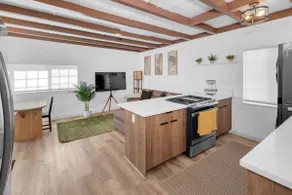 Modern Apartment Near Disneyland - Free Parking - Image 4