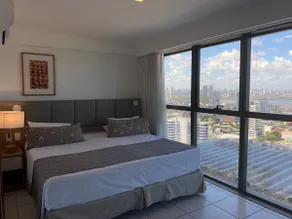 Cozy Upper Floor Suite - Image 4